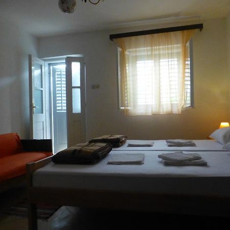 Guesthouse Bracanovic Χβαρ Εξωτερικό φωτογραφία