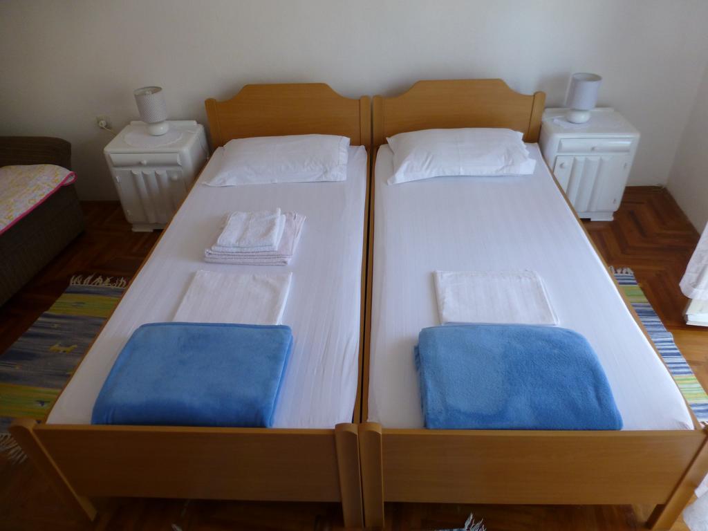 Guesthouse Bracanovic Χβαρ Δωμάτιο φωτογραφία