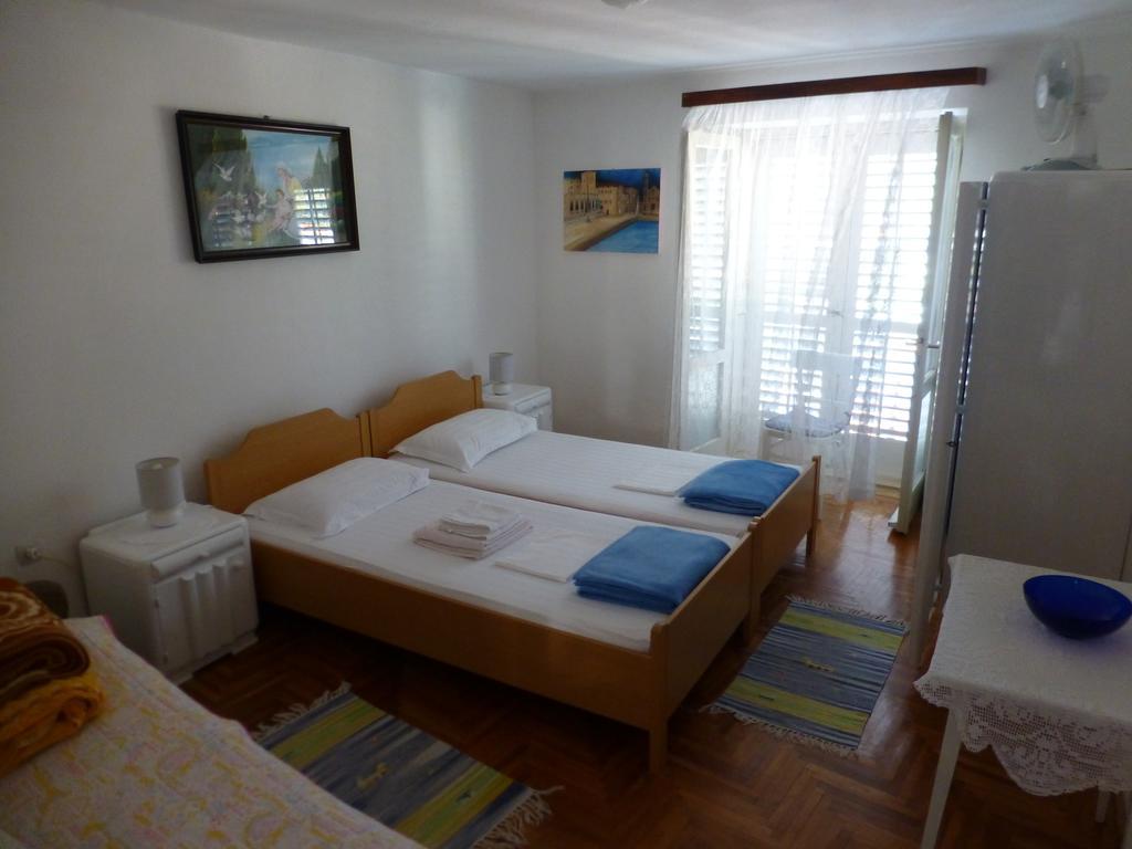 Guesthouse Bracanovic Χβαρ Δωμάτιο φωτογραφία