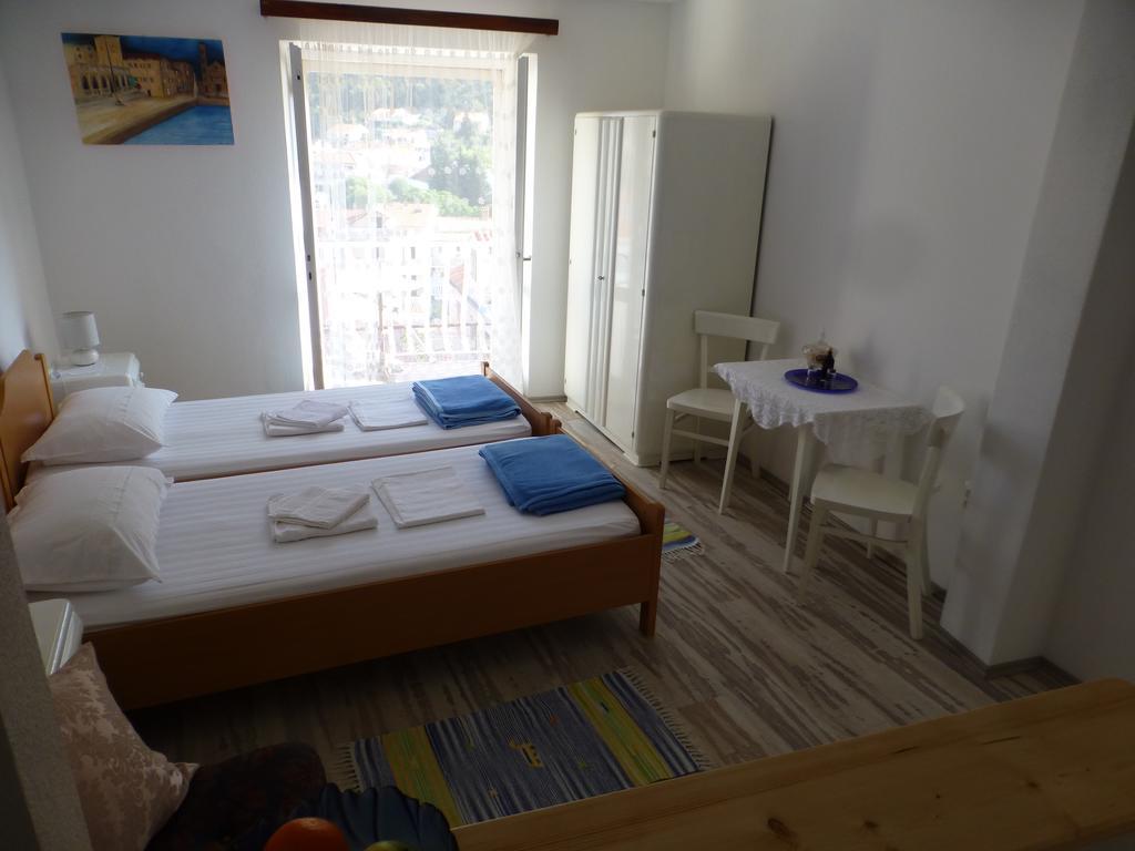 Guesthouse Bracanovic Χβαρ Εξωτερικό φωτογραφία
